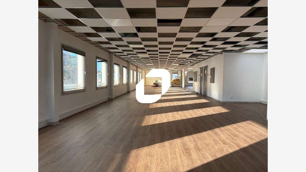 A louer Bureaux 450m² Bron