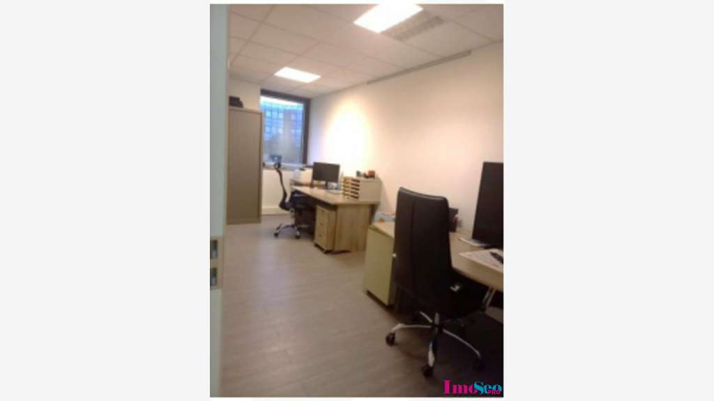A louer bureaux 95m² R+1 parc tertiaire à Bruges