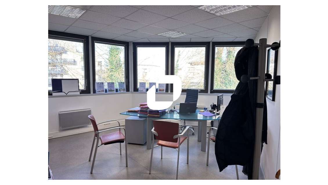 A louer Bureaux 189m² Bruges