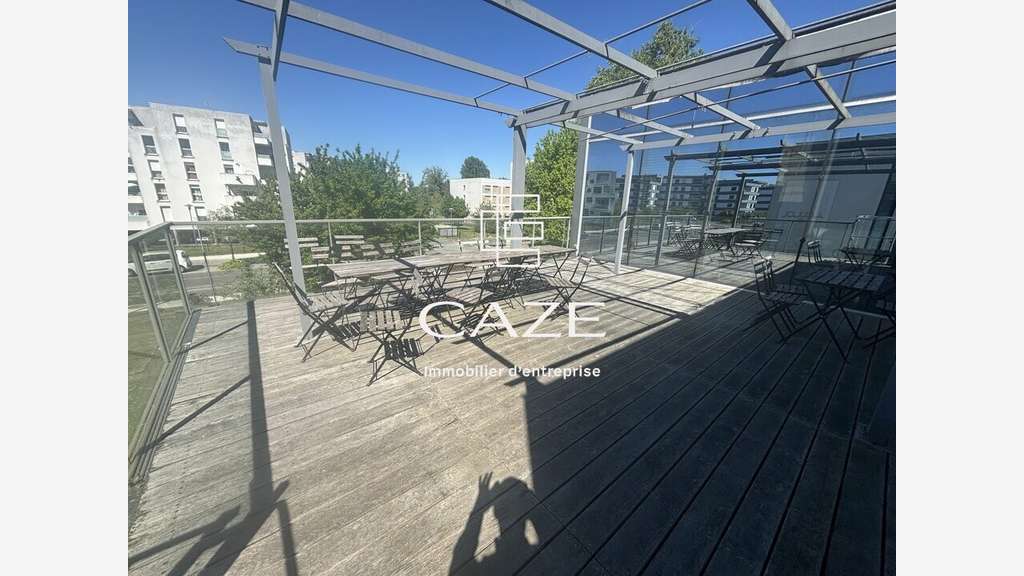 Bureaux aménagés de 484m² à louer à Bruges