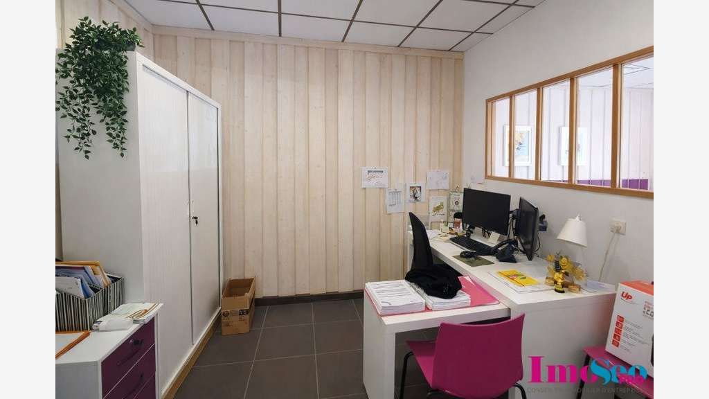 Bureaux 53m² à louer en centre ville de Bruges