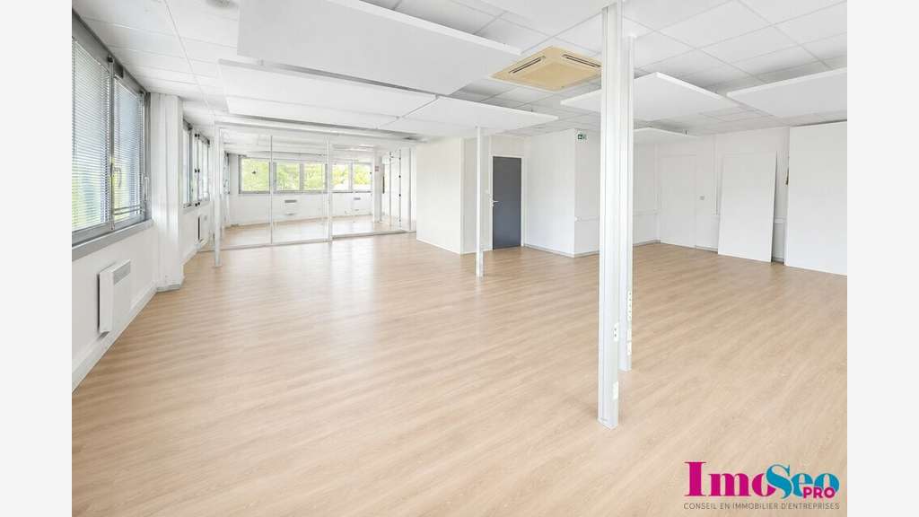 Bureaux 300m² à louer secteur tertiaire Bordeaux