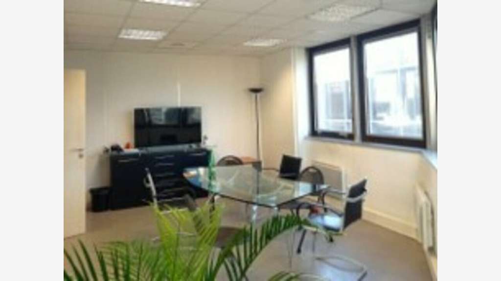 BUREAUX A LOUER - BRUGES