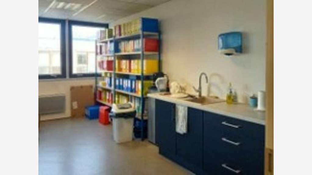 BUREAUX A LOUER - BRUGES