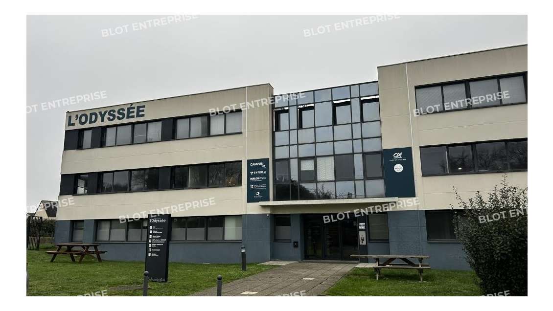 A louer bureaux 278m² à Rennes Sud à Bruz