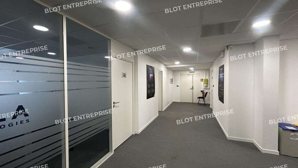 A louer bureaux 278m² à Rennes Sud à Bruz