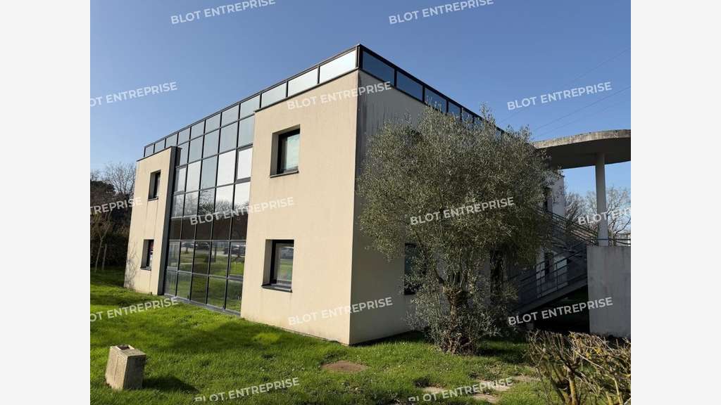 A louer bureaux indépendants 207m² Bruz
