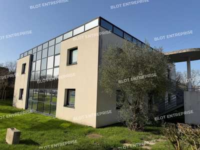 A louer bureaux indépendants 207m² Bruz