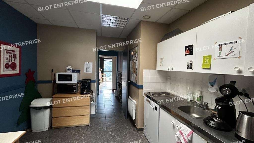A louer bureaux indépendants 207m² Bruz