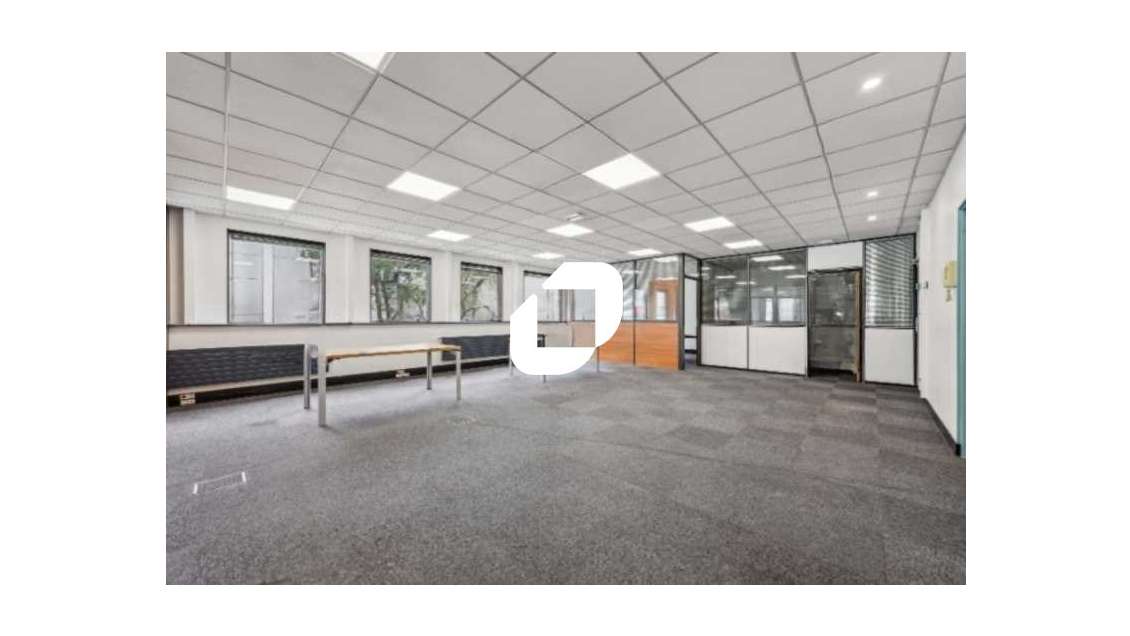 A louer Bureaux 160m² Bry sur marne