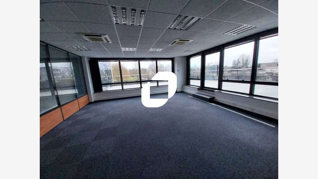 A louer Bureaux 792m² Bry sur marne
