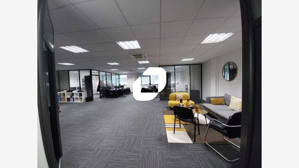 A louer Bureaux 172m² Bry sur marne
