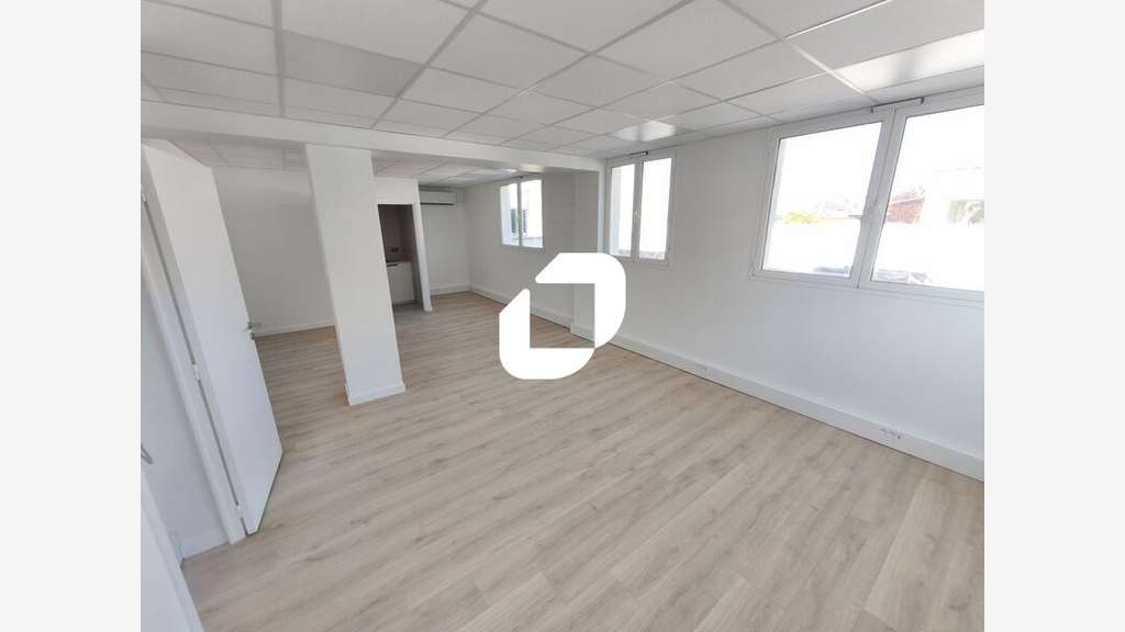 A louer Bureaux 66m² Bry sur marne