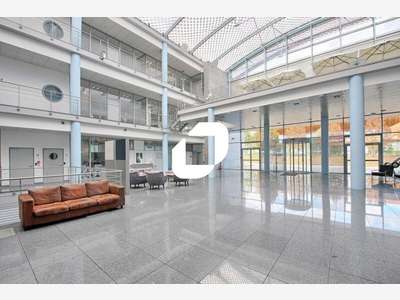 A louer Bureaux 766m² Bry sur marne
