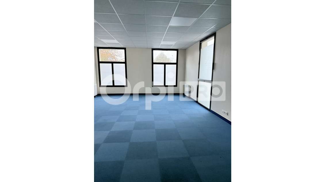 Bureau de 37m² à louer à Bures-sur-Yvette