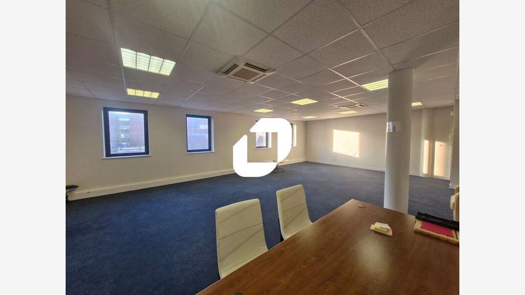A louer Bureaux 63m² Bussy saint georges