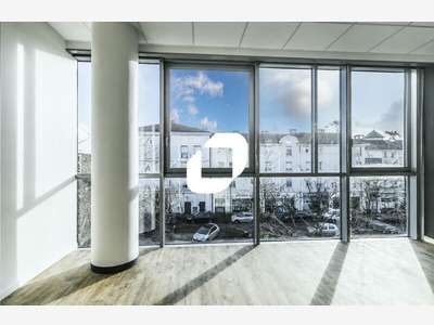 A louer Bureaux 83m² Bussy saint georges