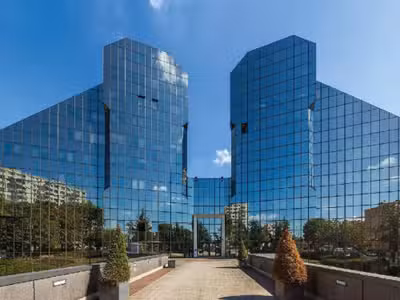 À louer bureaux de 106 à 401m² à Cachan  