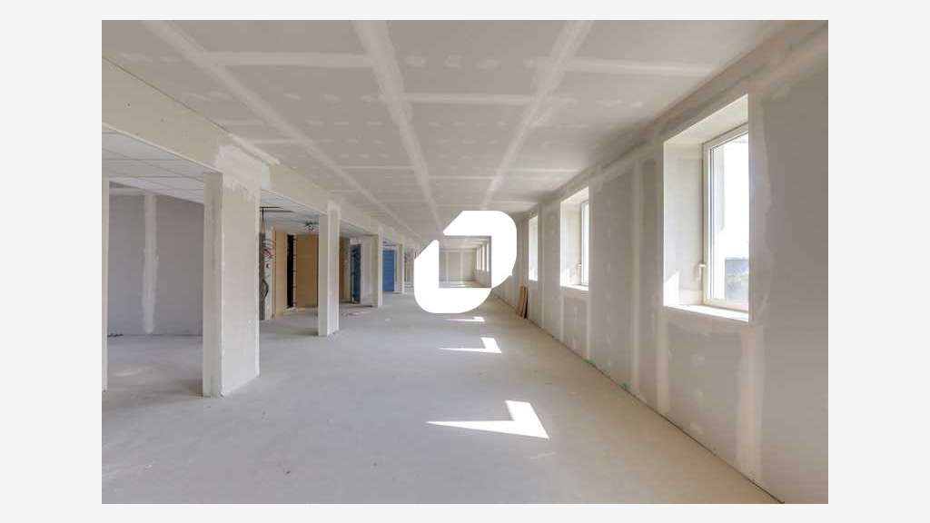 A louer Bureaux 780m² Cachan