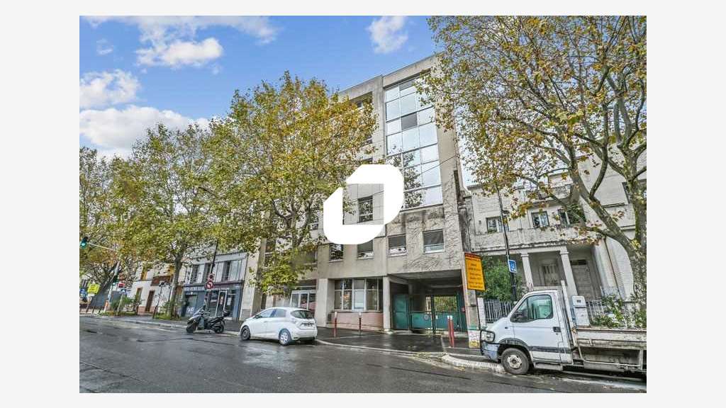 A louer Bureaux 2259m² Cachan