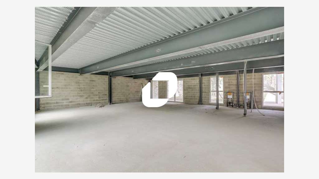 A louer Bureaux 780m² Cachan