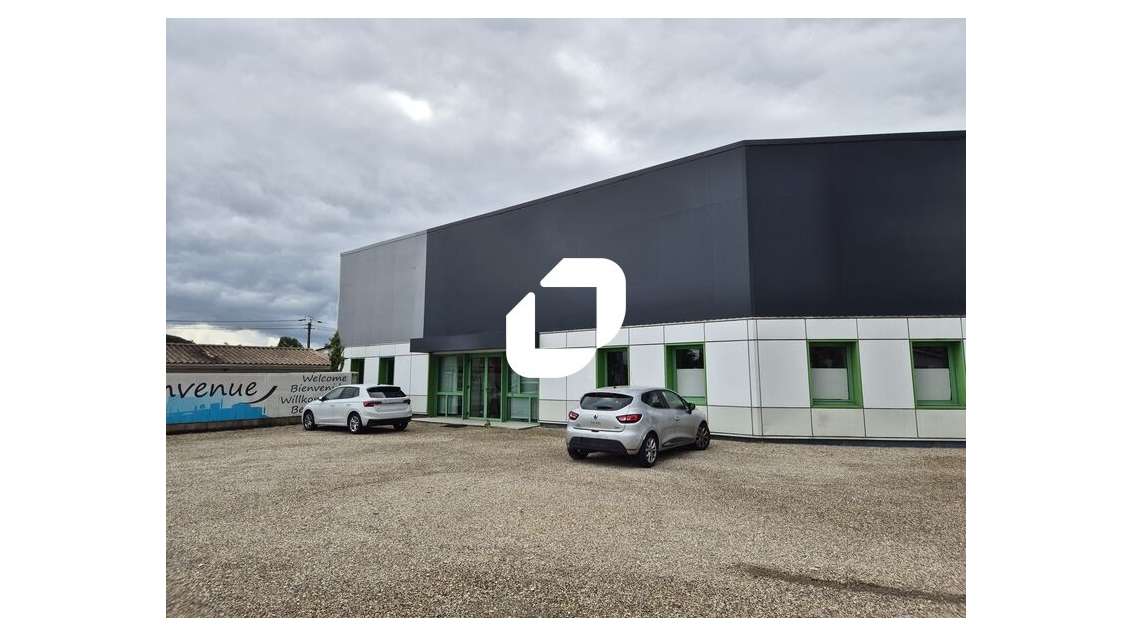 A louer Bureaux 300m² Cadaujac