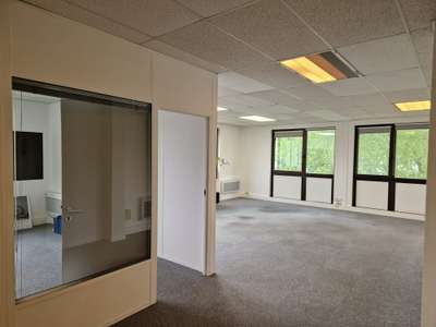 A louer bureaux 192m² R+1 à Caen Nord