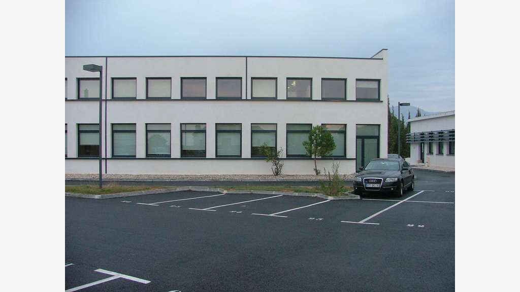 A louer bureaux très bien équipés à Cagnes sur Mer