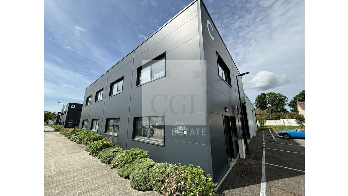 A louer bureaux dès 43m² à Cailloux-sur-Fontaines