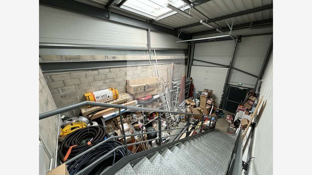 A louer bureaux dès 43m² à Cailloux-sur-Fontaines