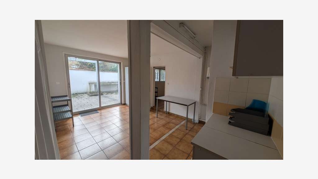 A louer bureaux lumineux 88m² avec terrasse Calais