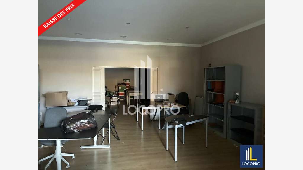A louer bureaux 96m² zone commerciale de Callian