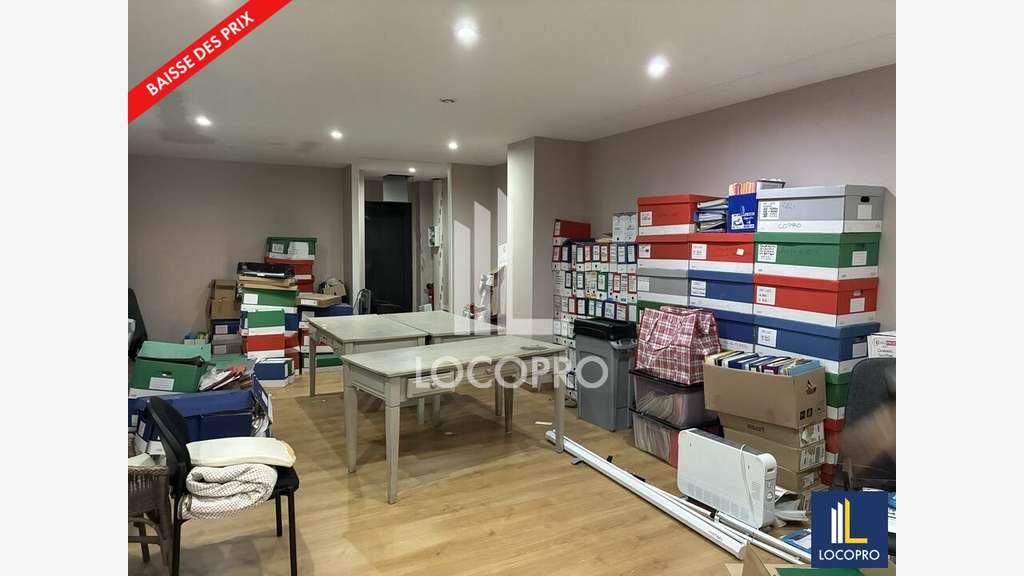 A louer bureaux 96m² zone commerciale de Callian