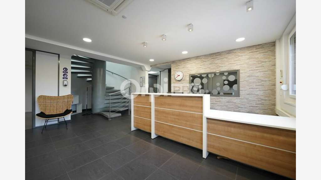 Bureaux 185m² div à louer à Caluire et Cuire