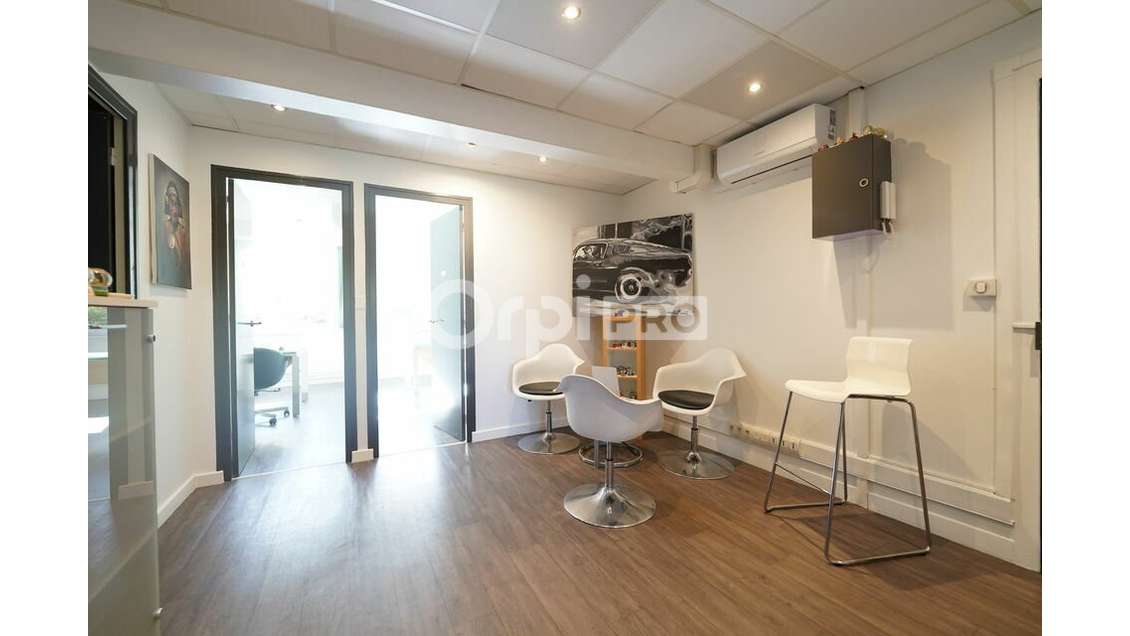 Bureaux à louer 72m² à Caluire-et-Cuire