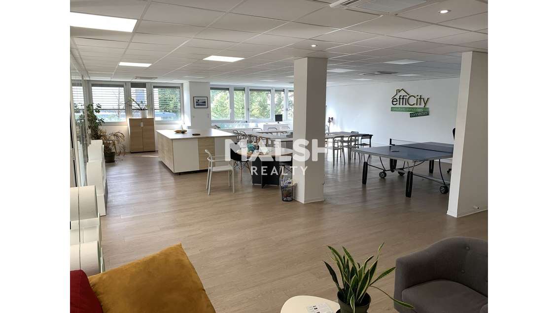 Bureaux à louer 172m² PMR à Caluire-et-Cuire