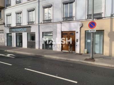 Bureaux à louer 35m² avec vitrine à Caluire 