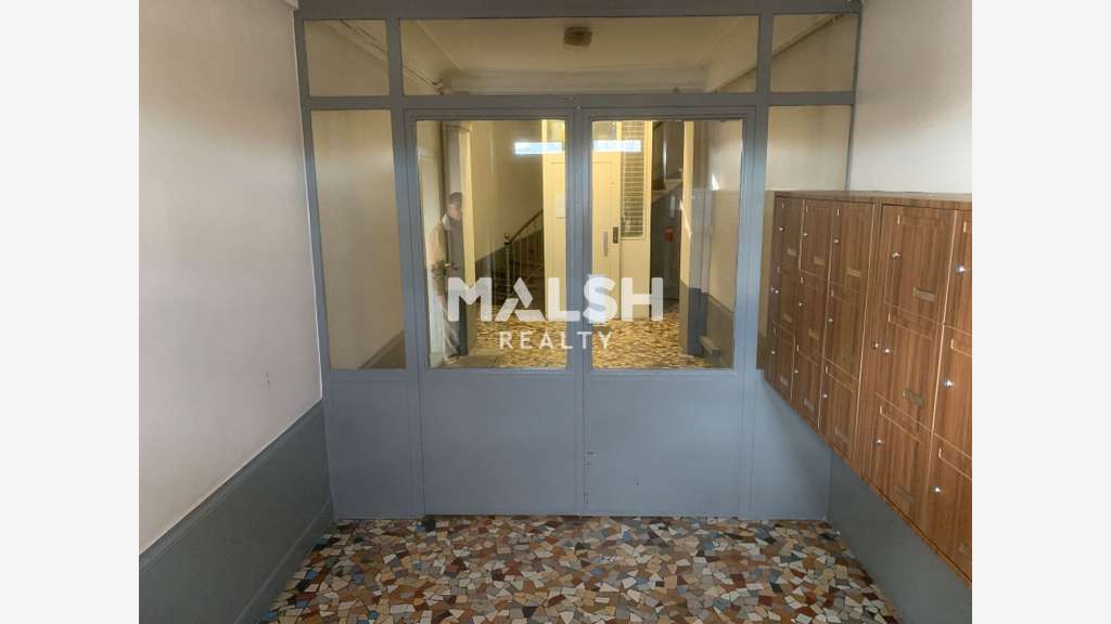 Bureaux à louer 35m² avec vitrine à Caluire