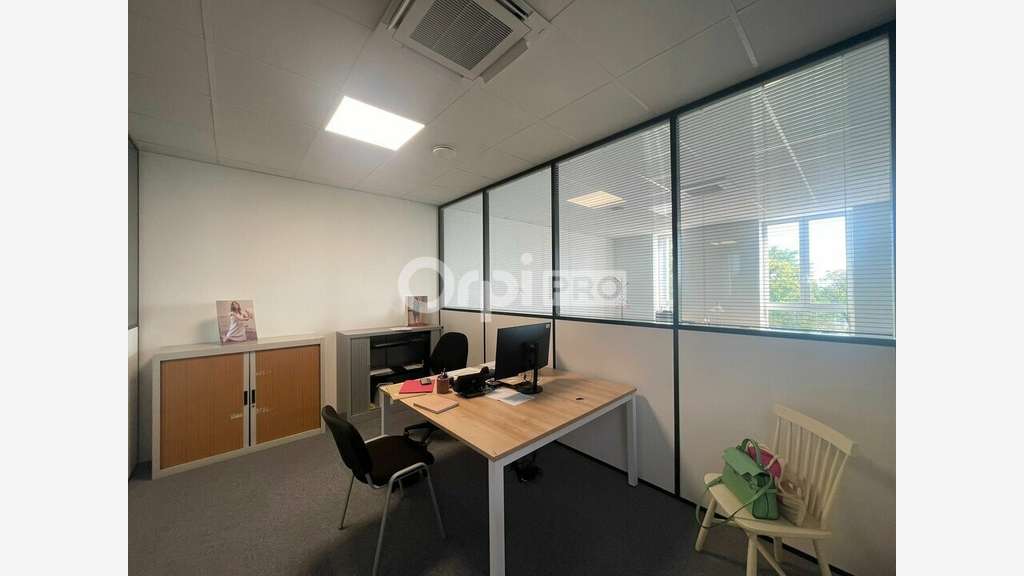 Bureaux à louer 654m² à Caluire-et-Cuire