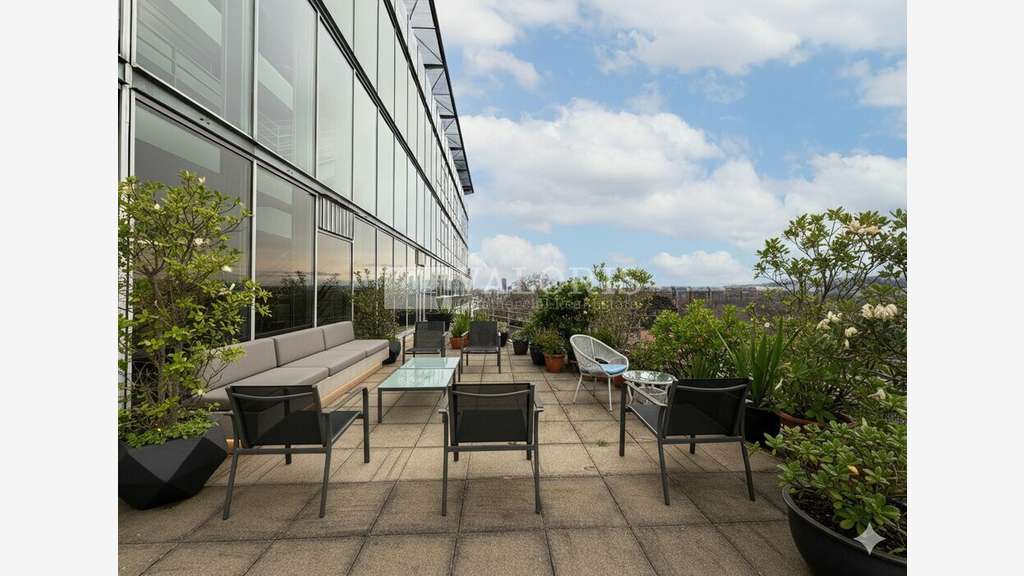 Bureaux 517m² R+6 à louer à Caluire-et-Cuire