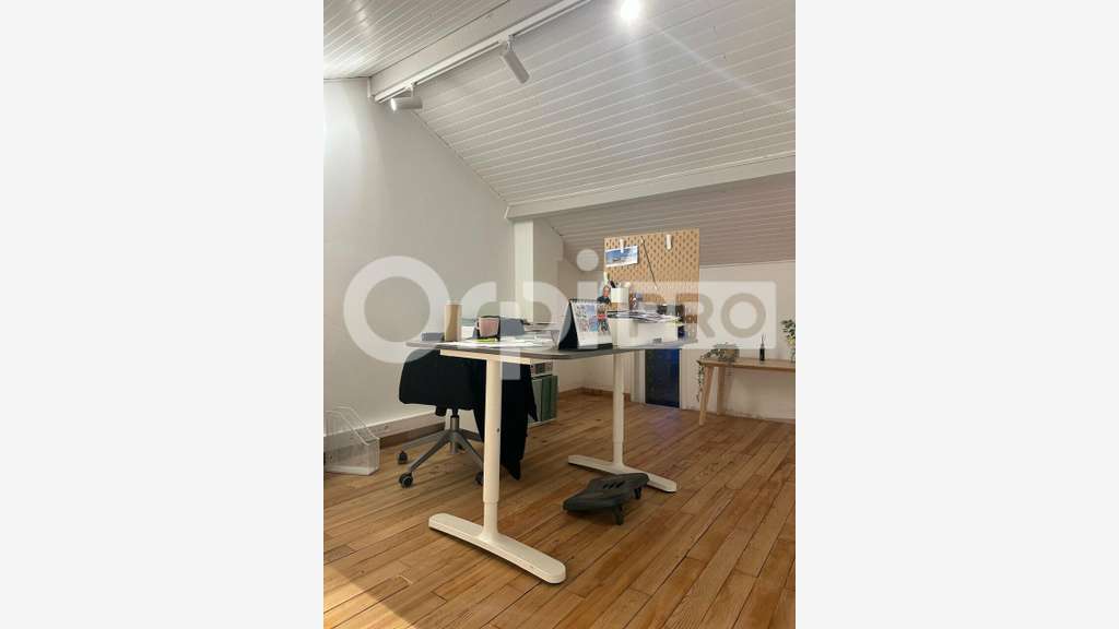 BUREAU à louer dans le 69