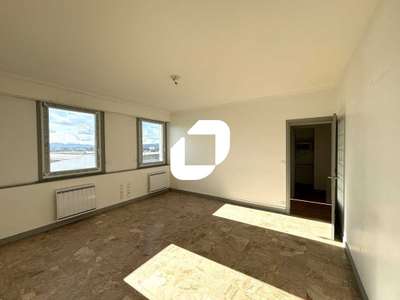 A louer Bureaux 267m² Caluire et cuire