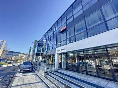 A louer bureaux 350m² R+1 Cannes ZI Les Tourrades