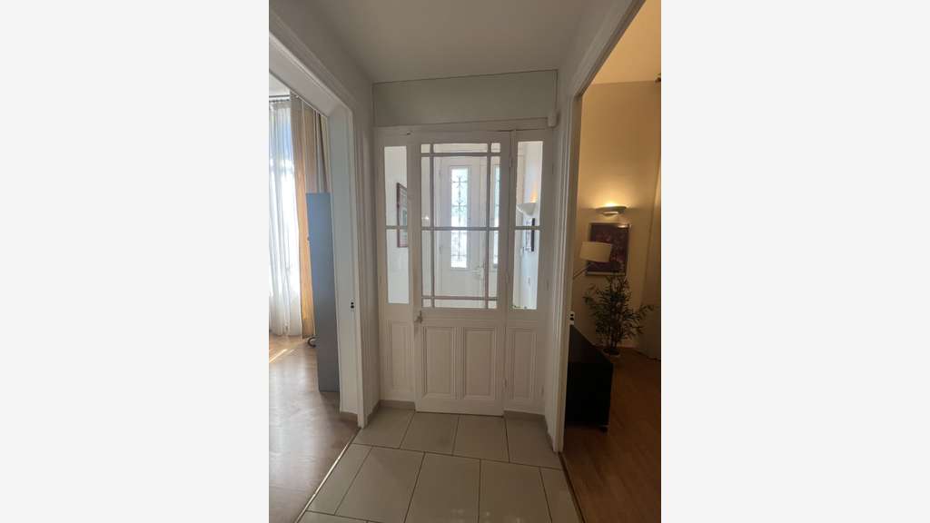 Local pour profession liberale Cannes bd Carnot