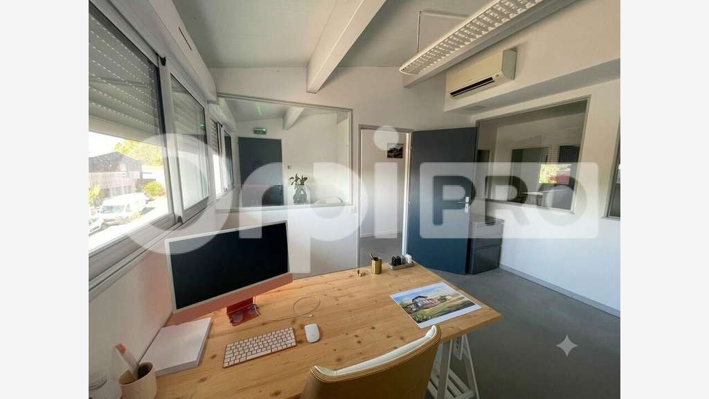Location bureaux lumineux 65m² idéal TPE Capbreton