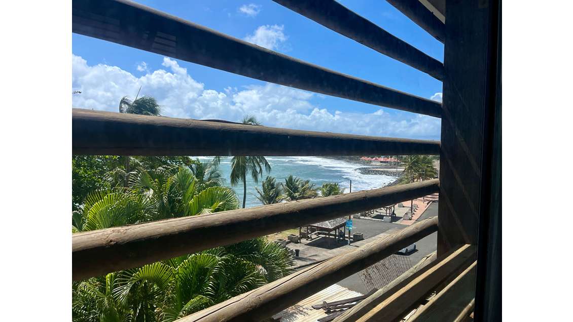 A louer bureaux 158m² R+1 à Capesterre Belle Eau