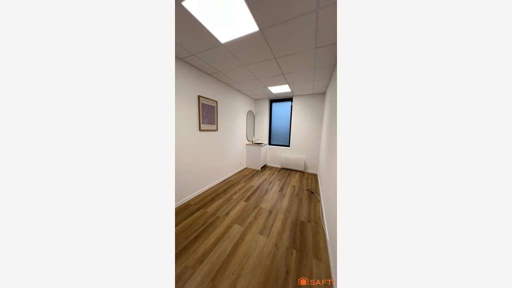 Location cabinets ou bureaux de 12m² à Capinghem