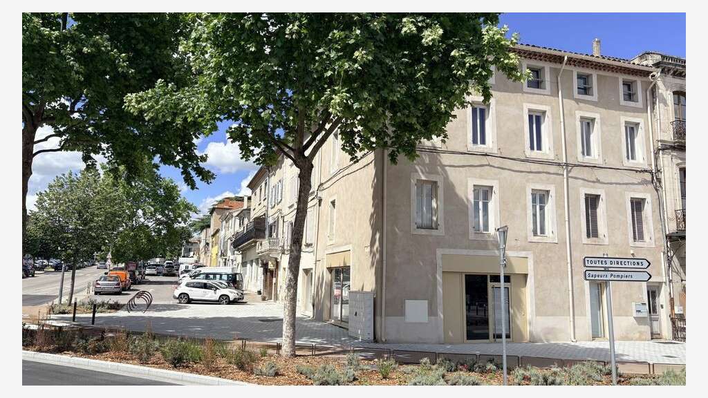 CARPENTRAS - BUREAUX à louer
