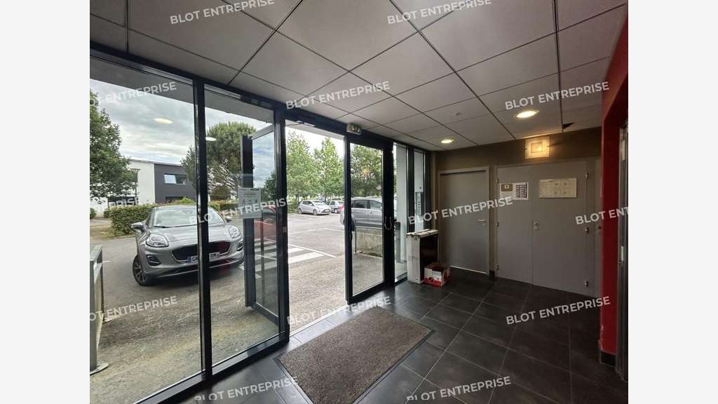 A louer bureaux 73m² RDC à Carquefou la Fleuriaye