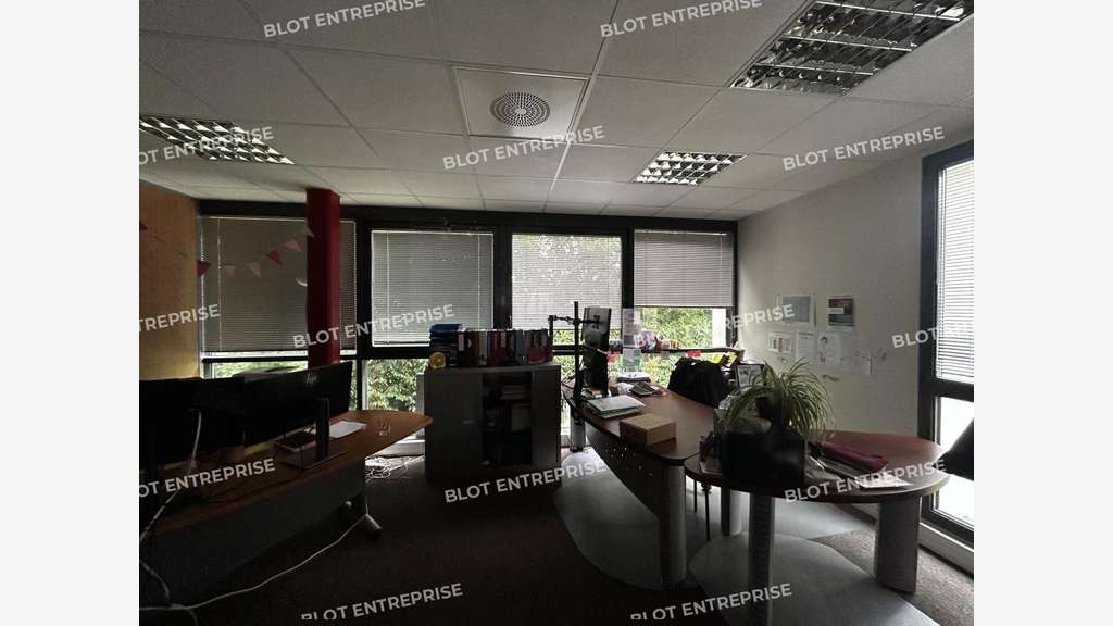 A louer bureaux 185m² à Carquefou